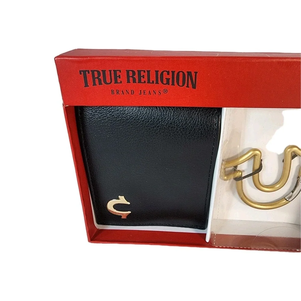 Mens True Religion Altro Black/Gold Leather Bifold &Horseshoe Carabiner New